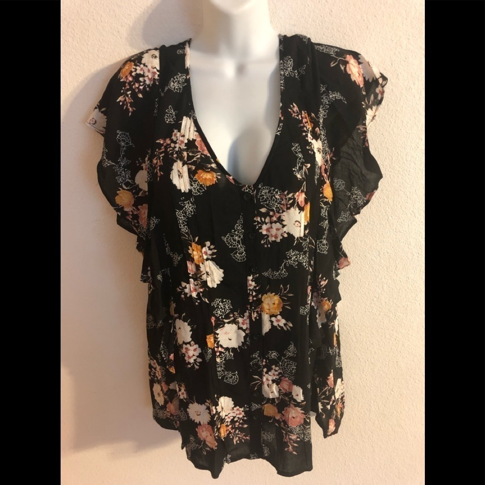 Torrid Floral Print Blouse 2X Flutter Short Sleeve Cottagecore Coquette Prairie